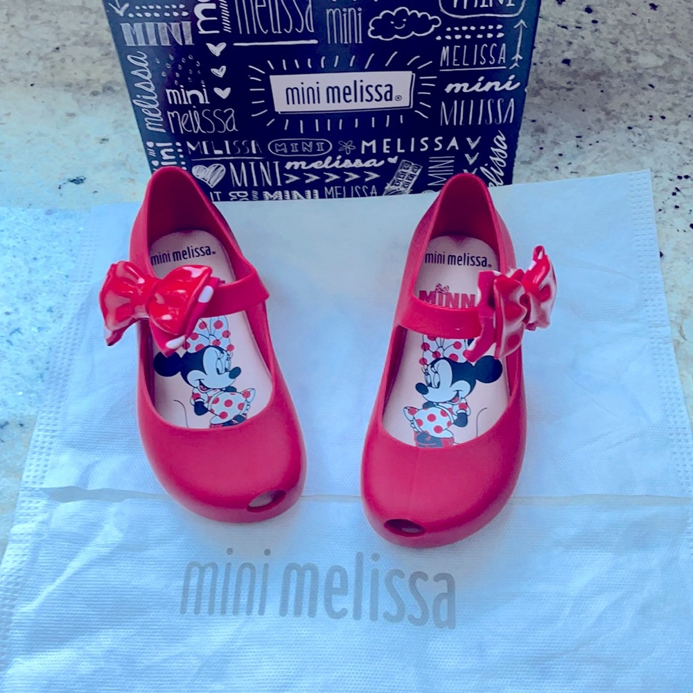 Mini Melissa + Minnie Mouse Ultragirl Bow Mary Jane Toddler Shoe Red Size 9